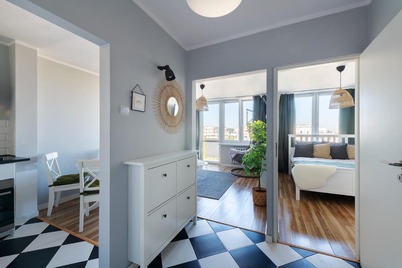 Apartment Maklakiewicza 17 - 700m Od Szpitala Mswia - 4km Do Lotniska Chopina - Maly Balkon - Piekny Widok Na Centrum Warszawy Warschau