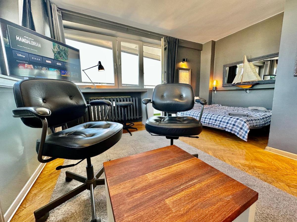 Super Grey Centrum 2x Metro Fast Wifi 300 Mbs Netflix Appletv Smarttv Spotify Panorama Miasta *