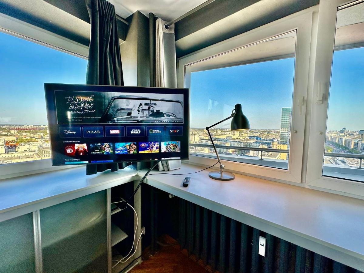 Super Grey Centrum 2x Metro Fast Wifi 300 Mbs Netflix Appletv Smarttv Spotify Panorama Miasta * Warsaw