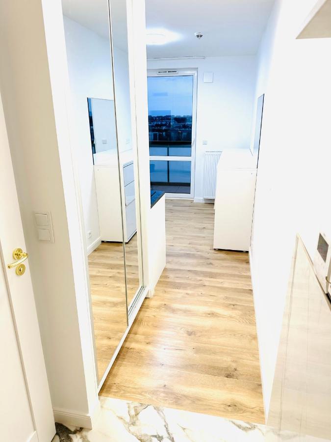 Luxury Iris Apartment *