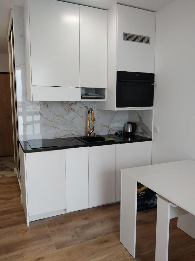 Luxury Iris Apartment Warsaw