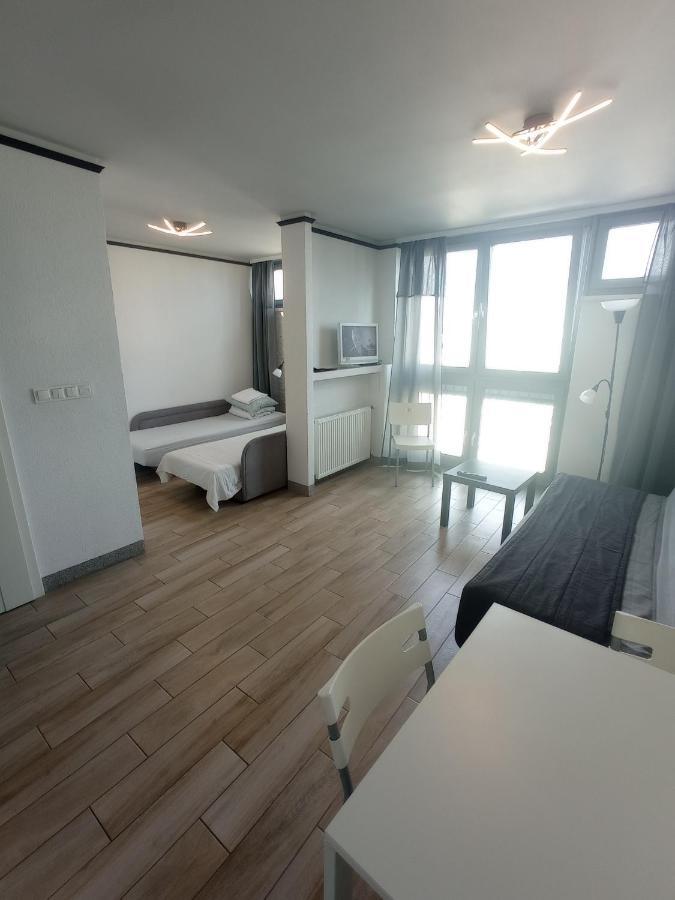 Topone Apartment *