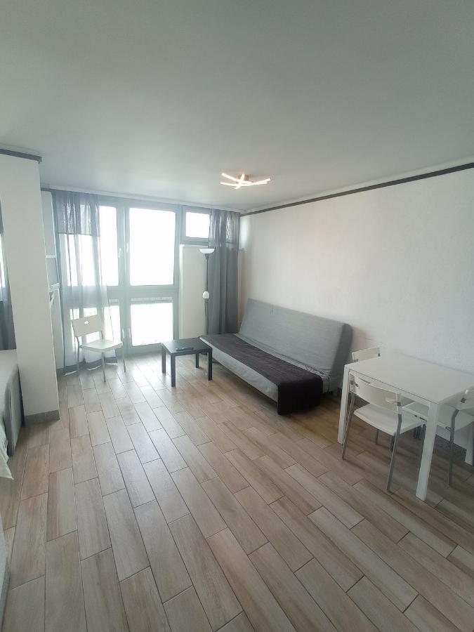 Topone Apartment Warsaw