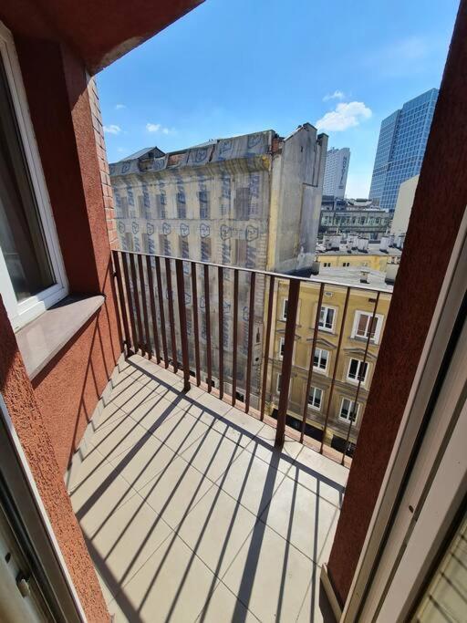 Apartment 10q - Z6 601 Warsaw