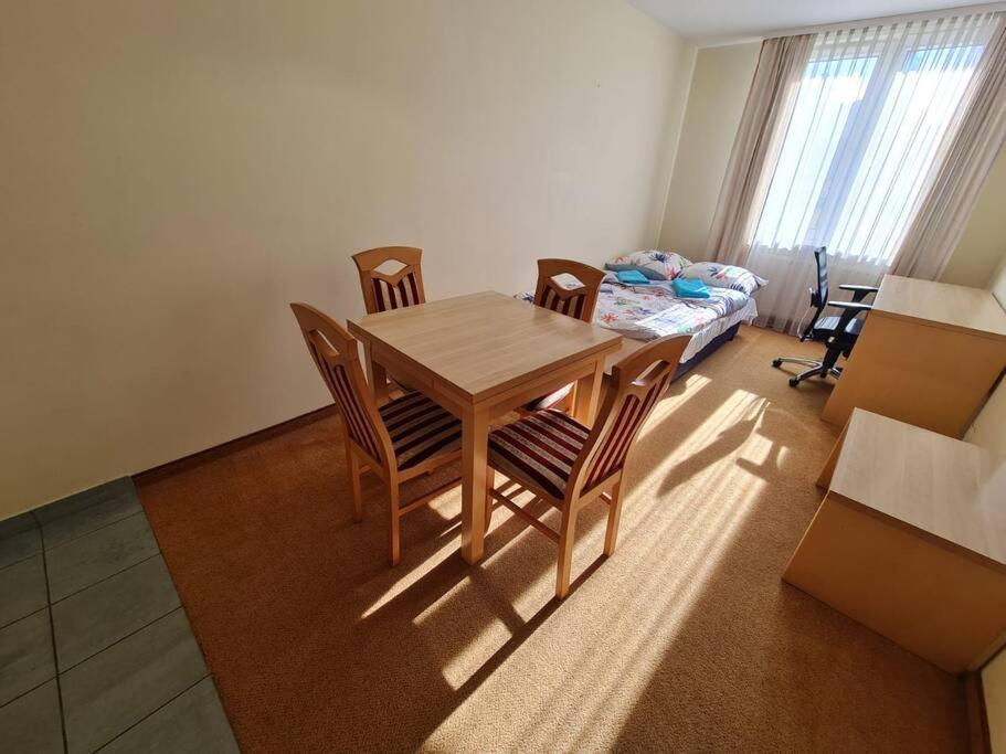 10q - Z6 503 Apartment