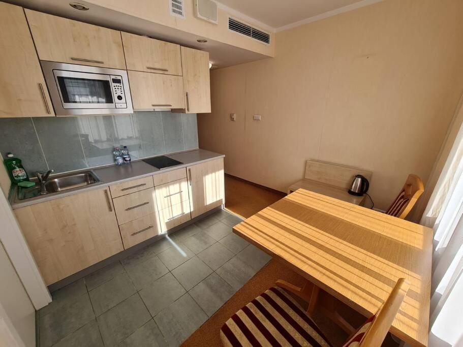 10q - Z6 505 Apartamento *