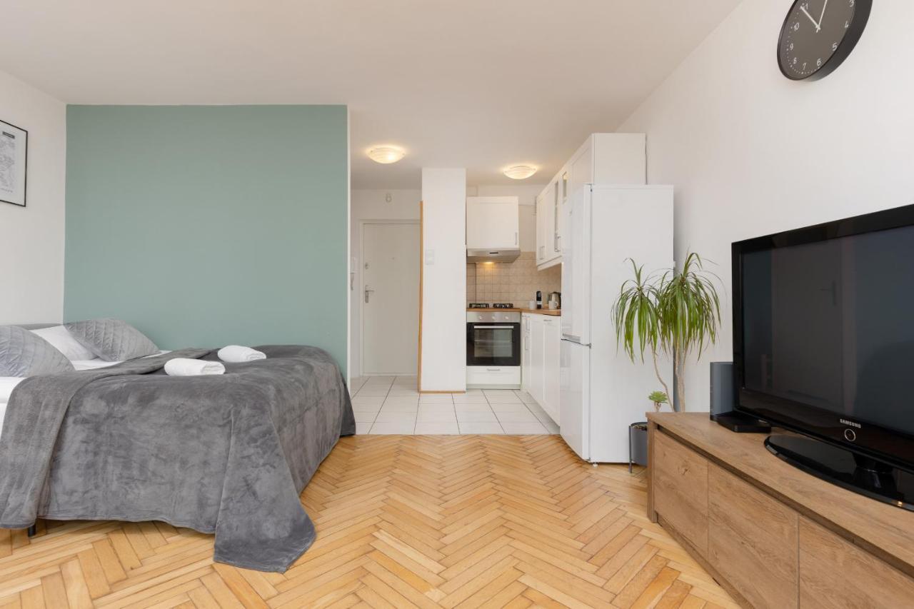 Studio Downtown By Renters