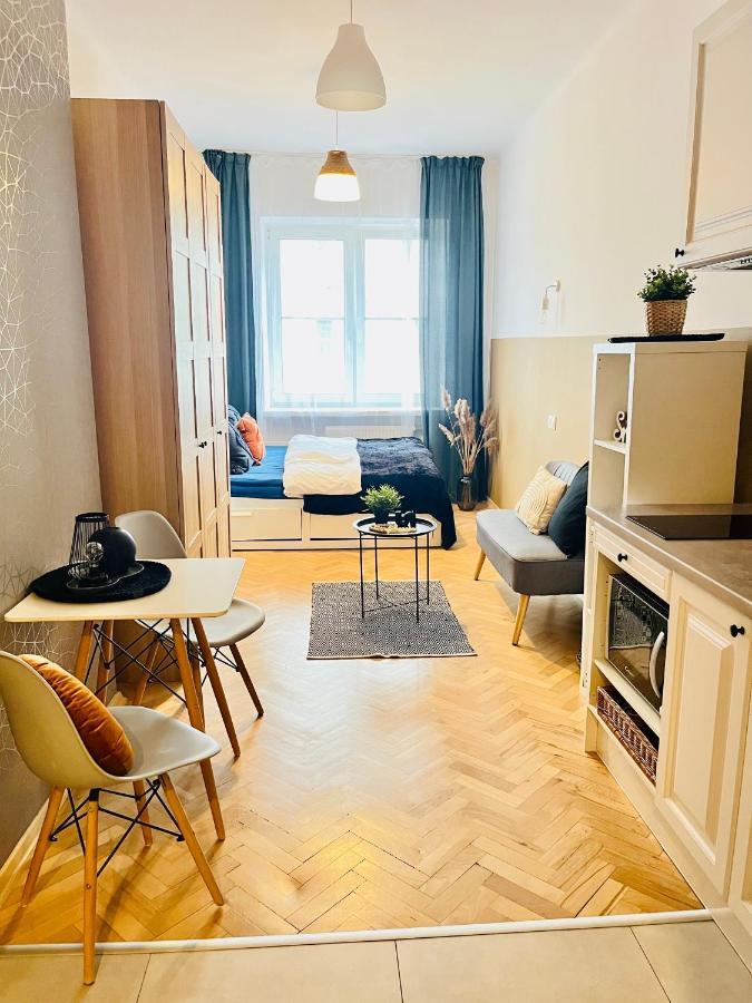 Apartment Halo Warszawa/ Hello *