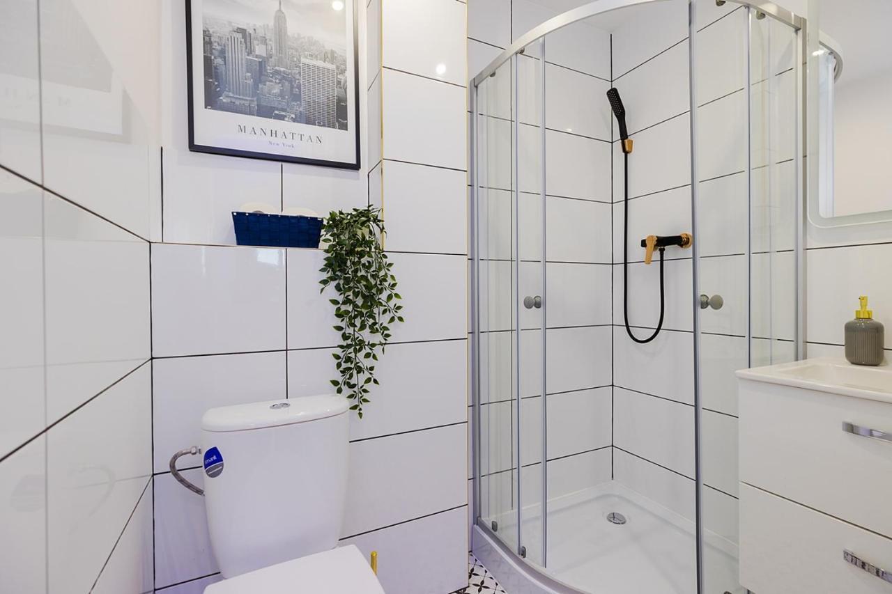 Unitapartaments Short Rent In By Metro Station Rondo Onz With 3bedrooms 23 Apartament