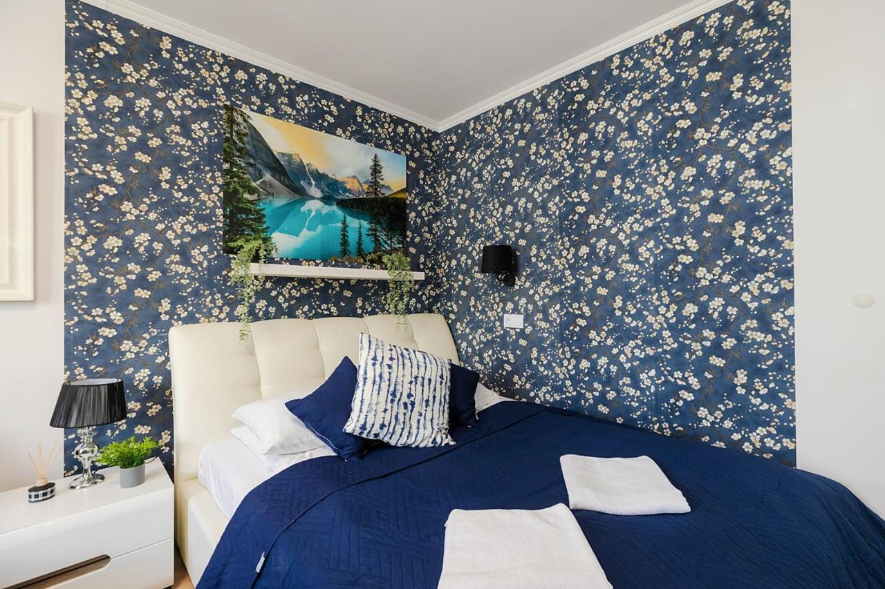 Unitapartaments Short Rent In By Metro Station Rondo Onz With 3bedrooms 23