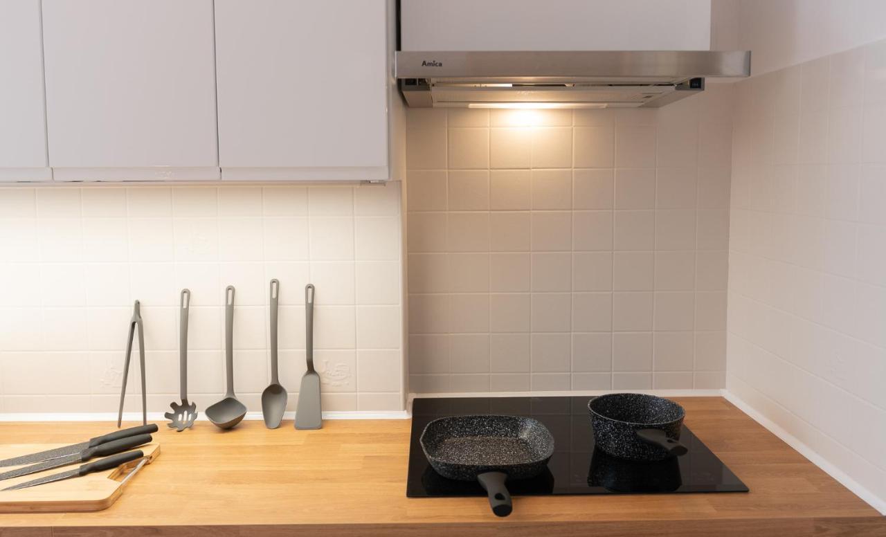 Apartament Spacious, Quiet And Bright Apartment, Close Center, Parking, Air-conditioned *