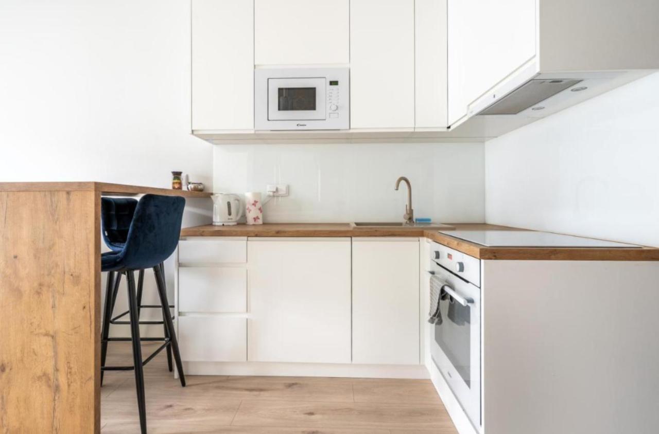 Apartment Golden - Mennica Warschau