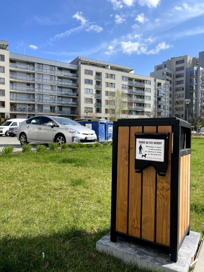 Modern Near The Chopin Airport Apartment
