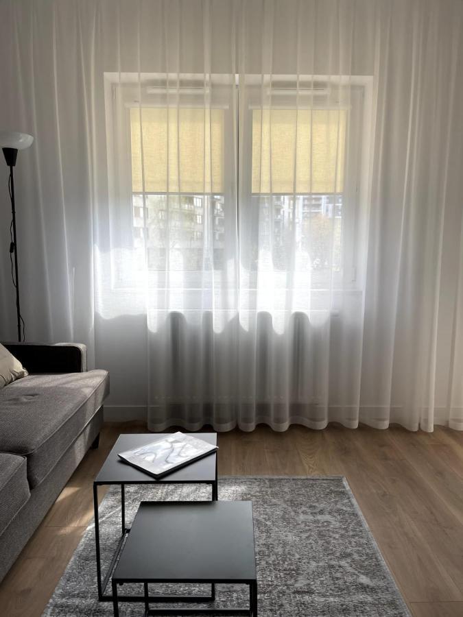 Stylish Flat Near The Chopin Airport Apartment