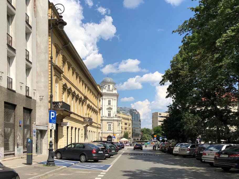 Apartment Central - Great Location- Studio Apartment- - Zurawia *