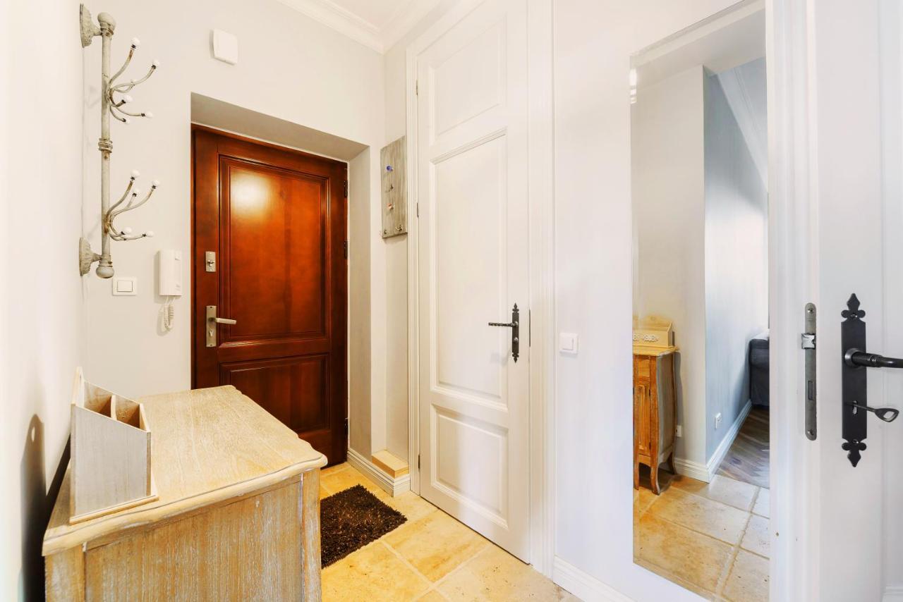 Designer Flat In The Heart Of Old Town *