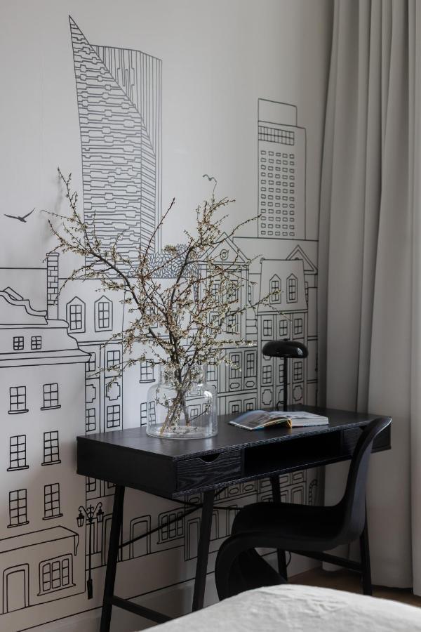 Spacious With Panoramic View Of By Renters Apartment