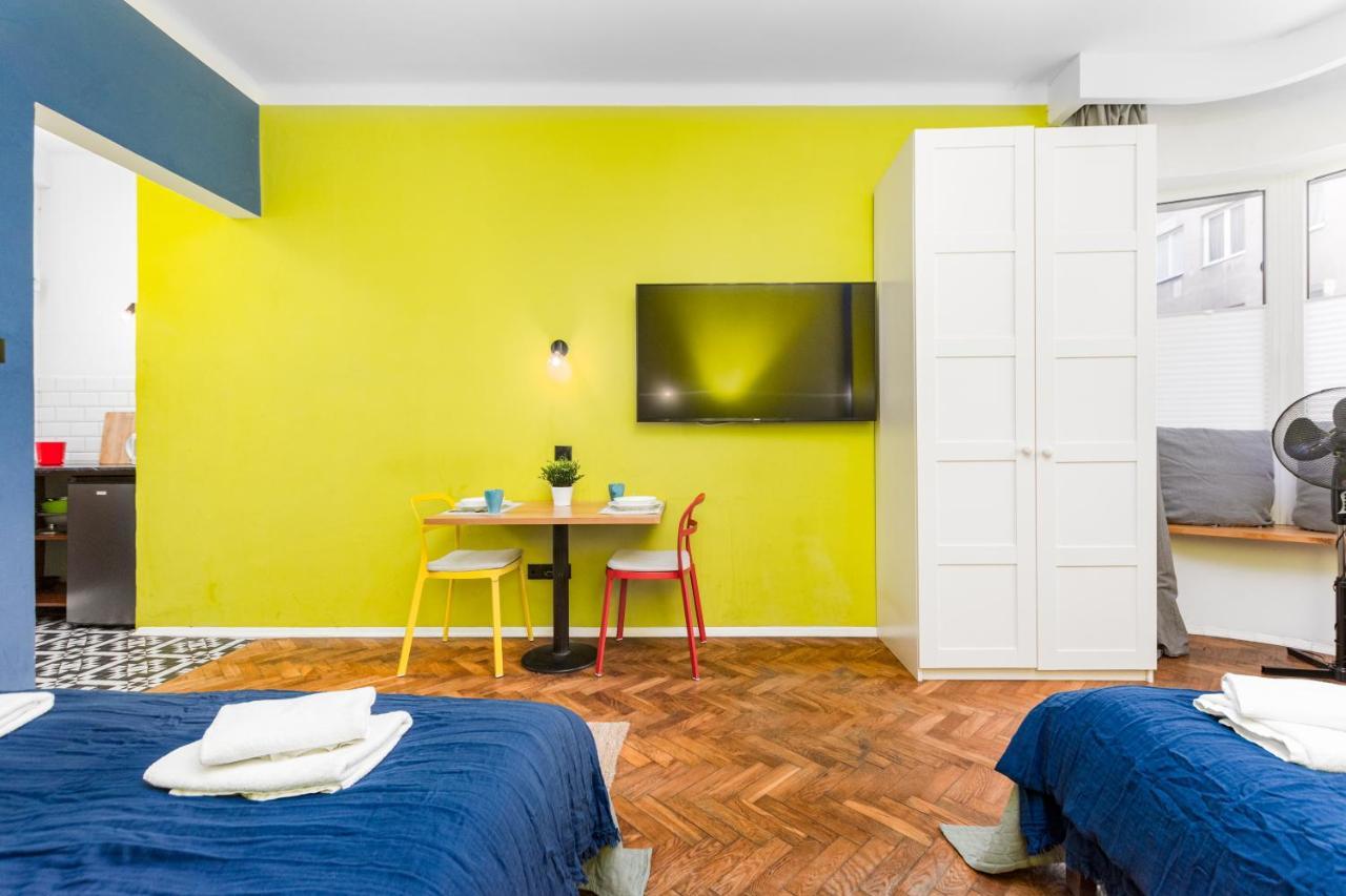 Apartment Hoza 35 A-E By Homeprime Warsaw
