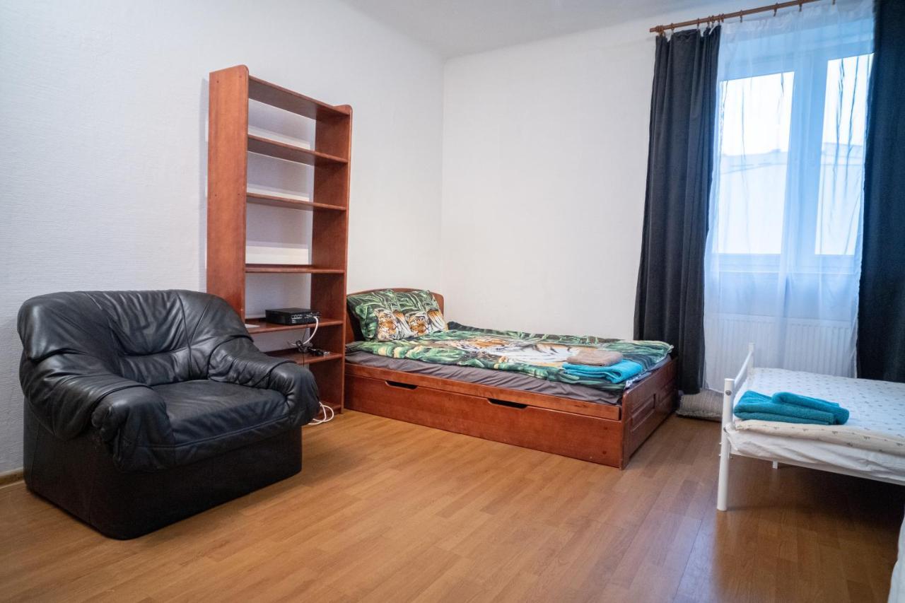 Apartament 5 Near Metro Politechnika Dnf *