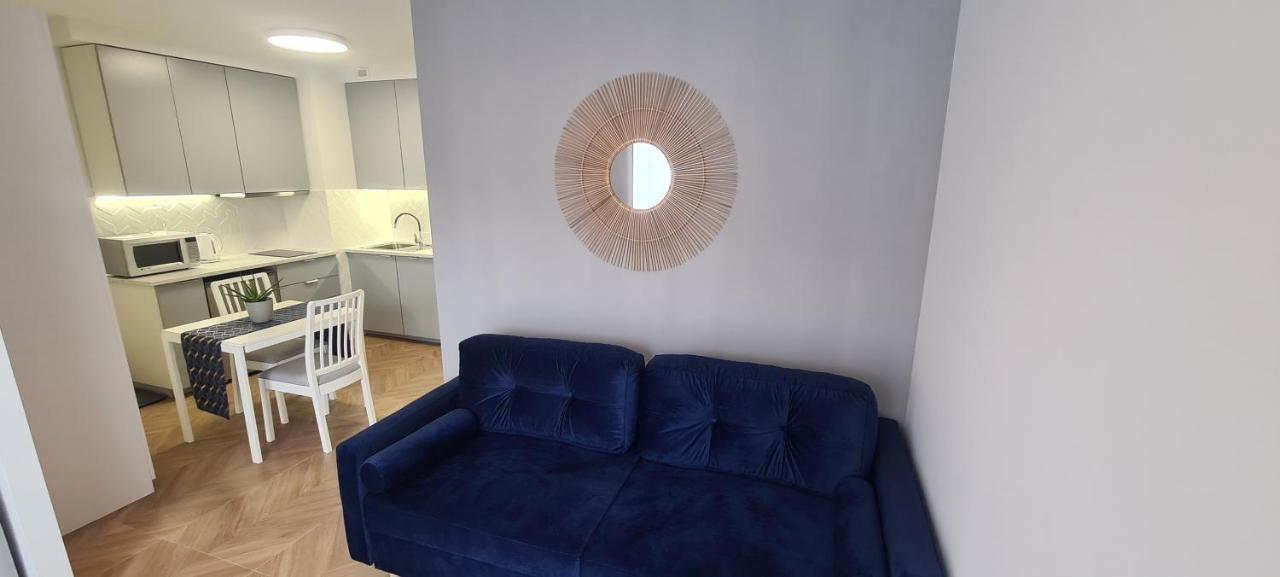 Apartment Bohema Praga - New Lux Near Metro And With Bedroom Warsaw