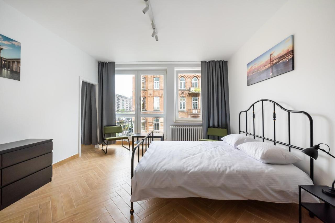 Apartment Marszalkowska White & Black
