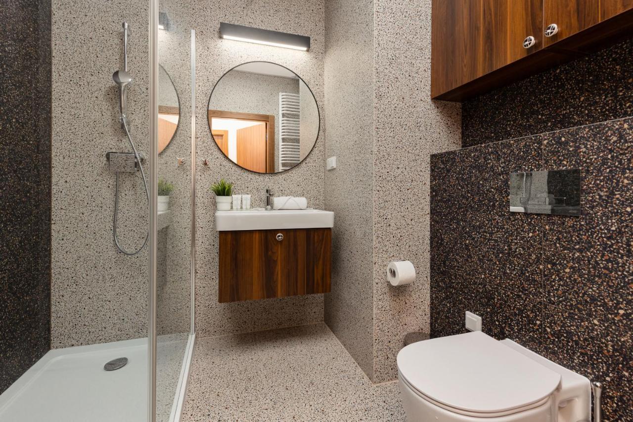 Trendy & Spacious 3-room Wilanow By Renters Warsaw