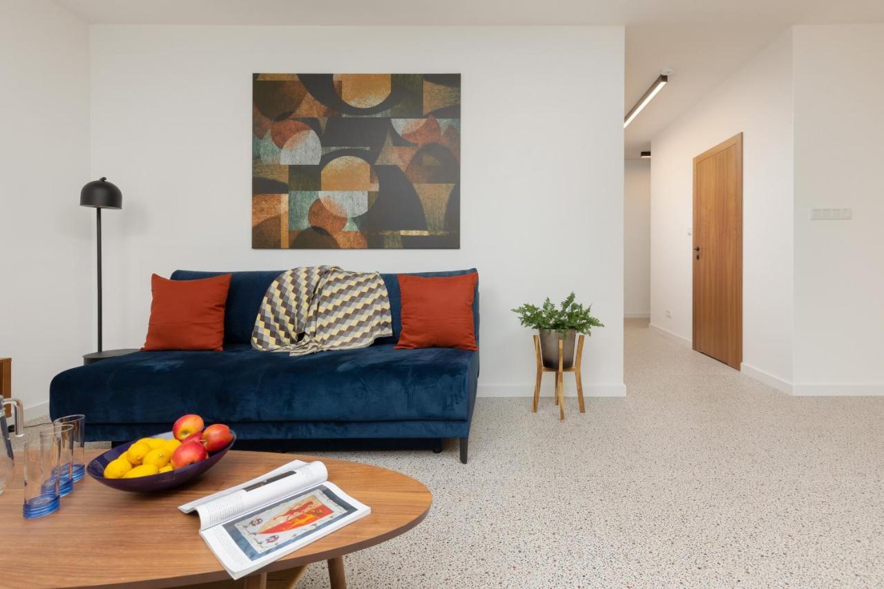 Trendy & Spacious 3-room Wilanow By Renters * Warsaw