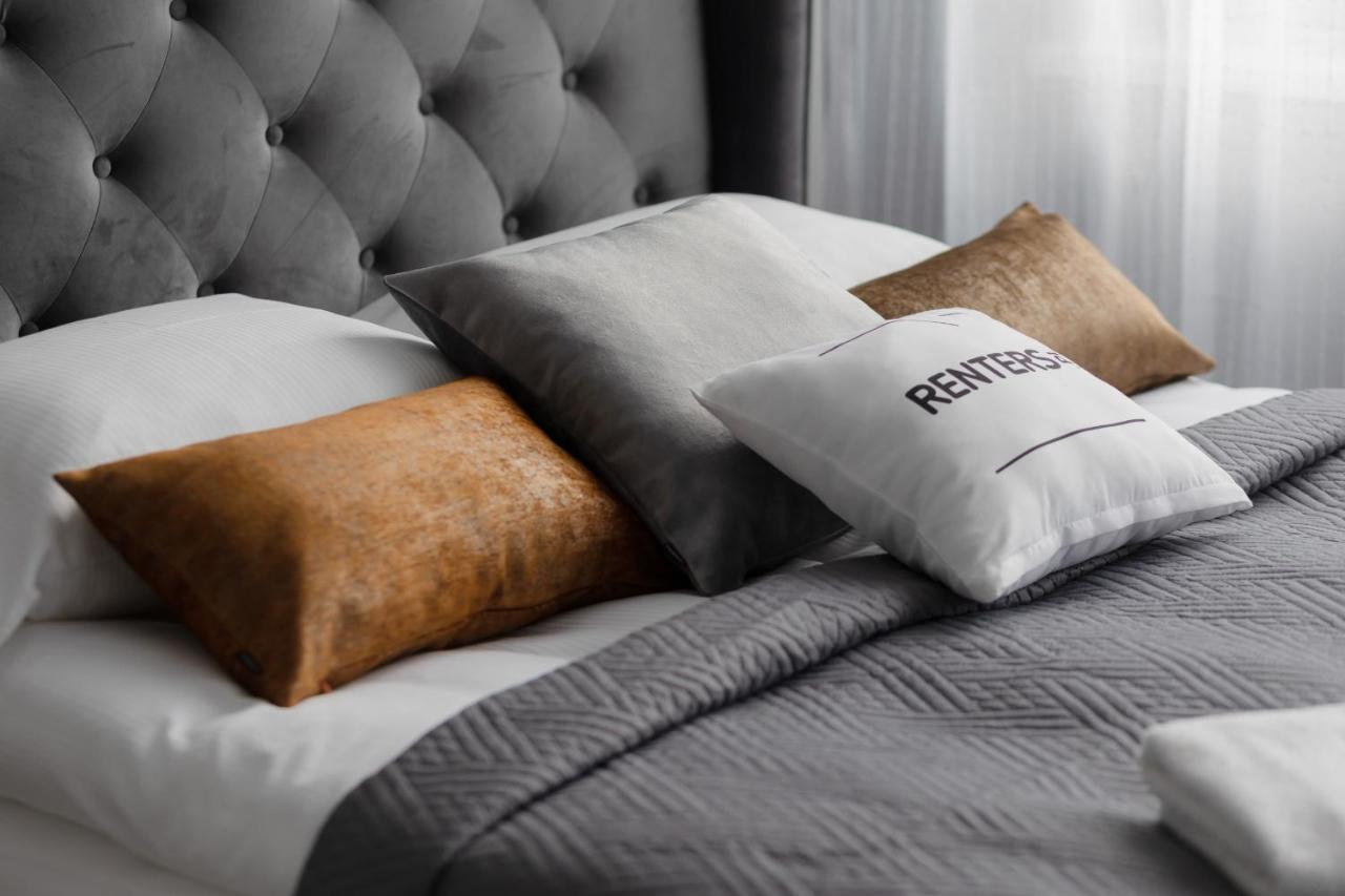 Apartment Comfy & Trendy Studio Wola By Renters