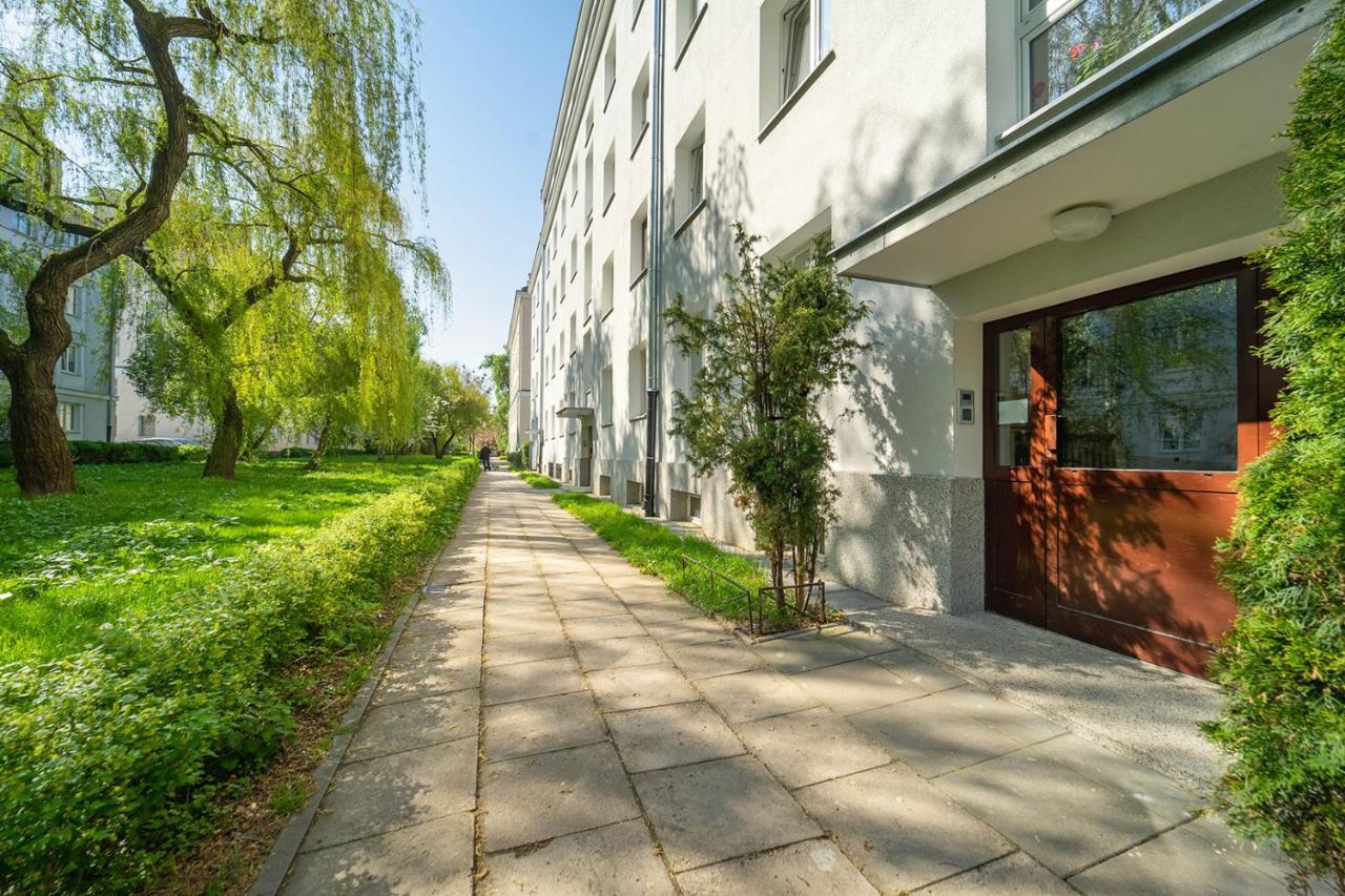 Apartment Wiktorska Blue Warschau