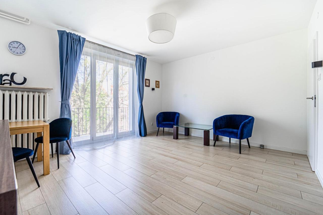 Apartment Wiktorska Blue Warschau