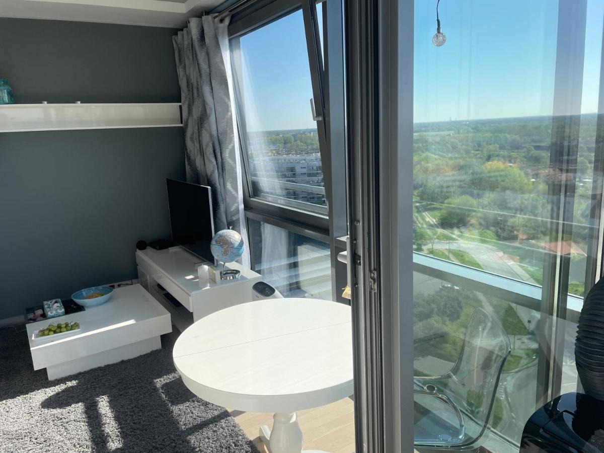 Tacoma Apartament *