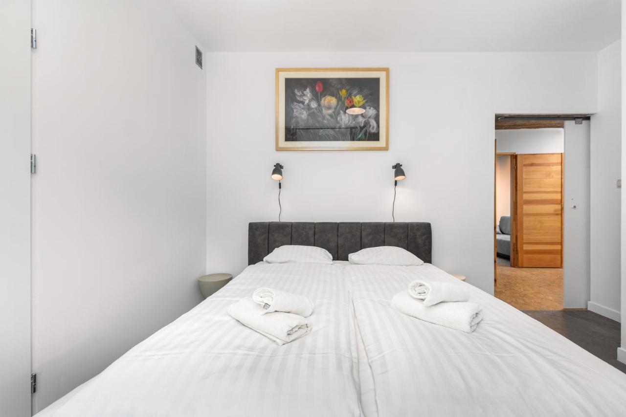 Apartment Bialobrzeska 30 By Homeprime *