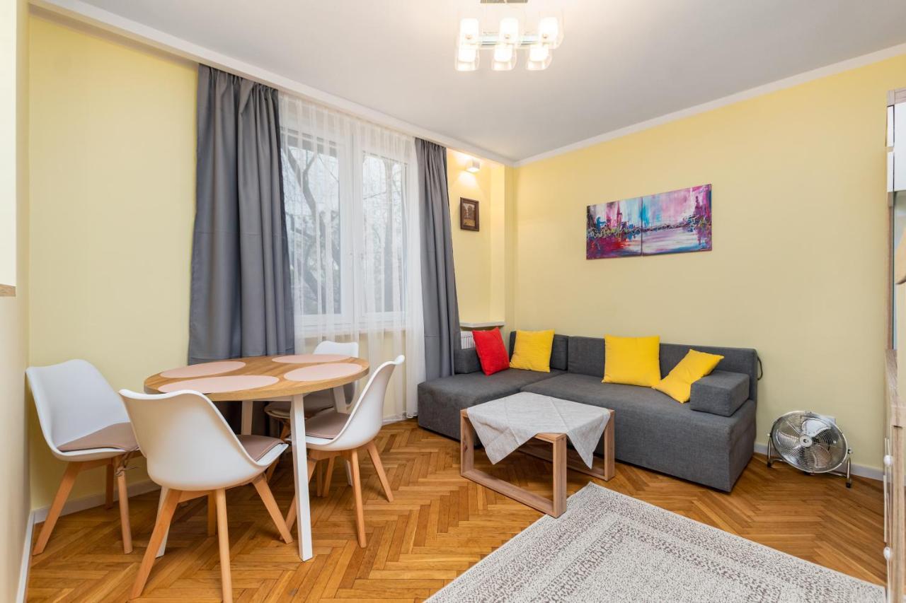Aleja Wojska Polskiego 35 By Homeprime * Warsaw