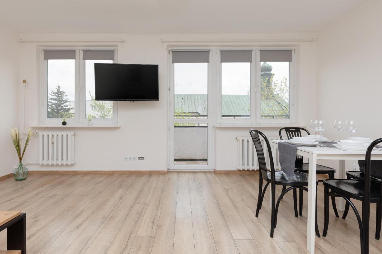 Old Town Spacious Bonifraterska By Renters Apartment