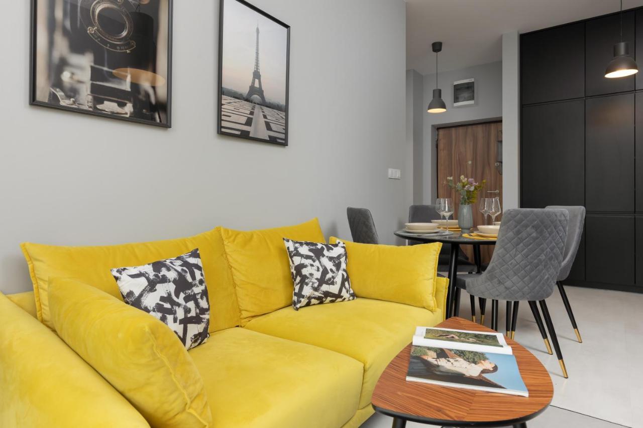 Wlochy Borsucza Modern By Renters * Warszawa