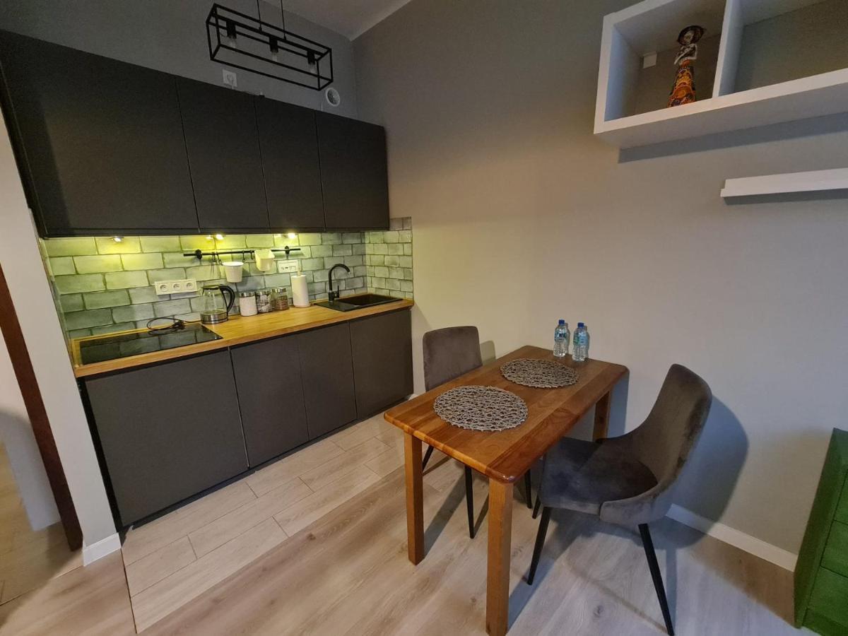 Lochowska 12 Apartament Na Antresoli