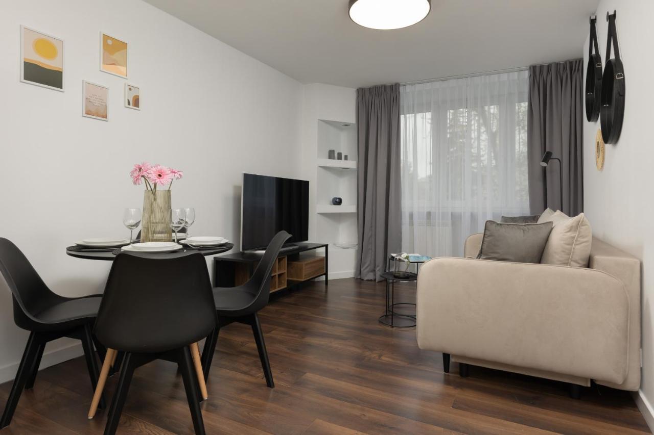 Căn hộ Family Near Pge Narodowy By Renters *