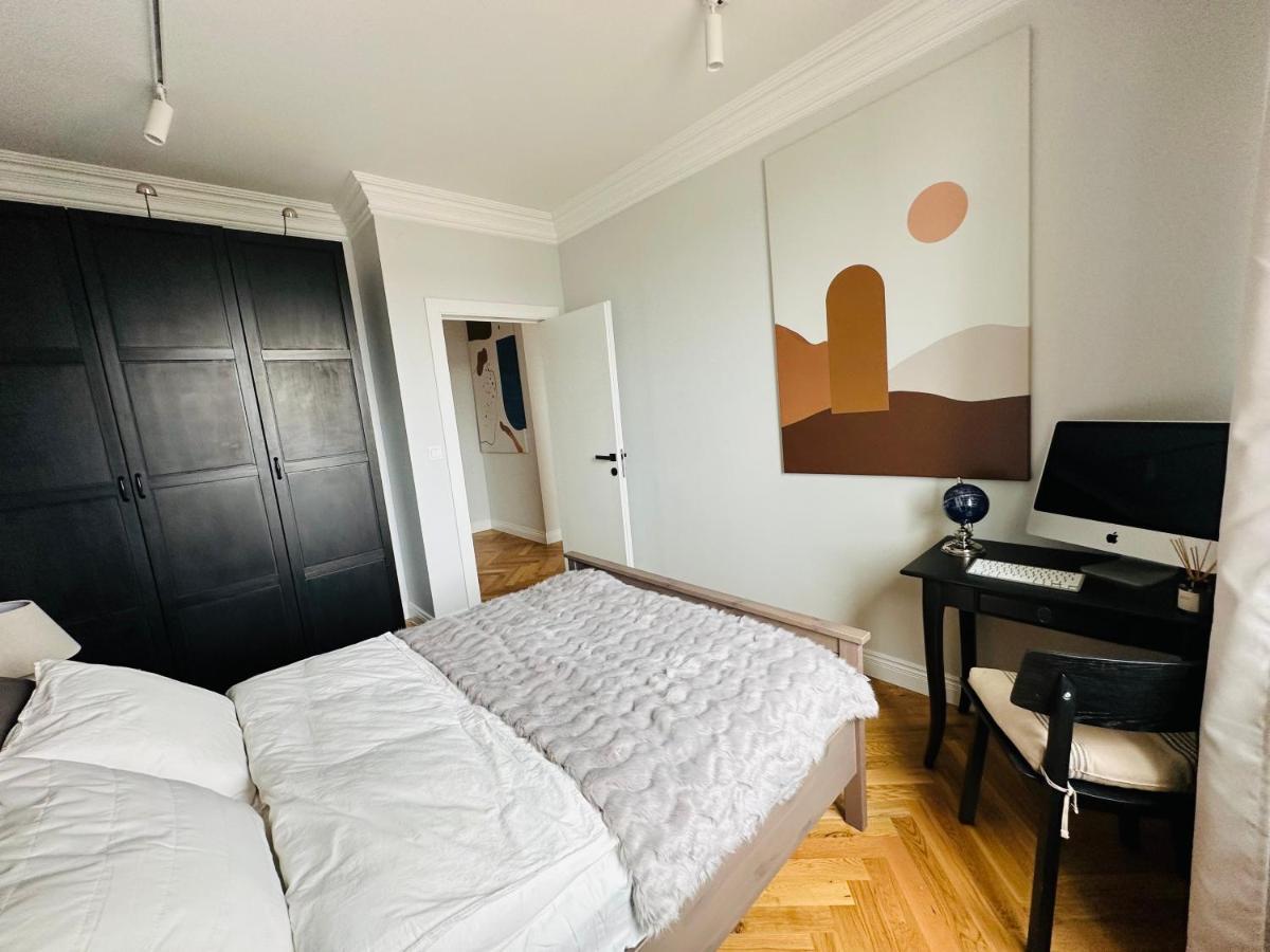 Apartment Premium By B2 Warschau