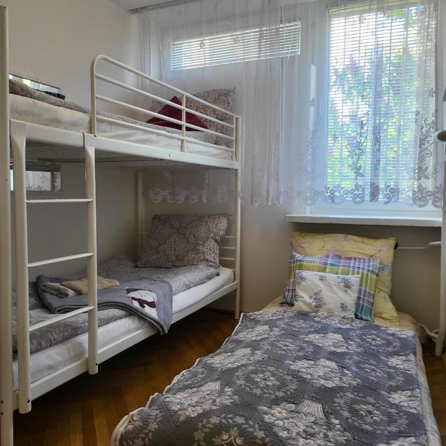 Spacious Retro Flat Close To National Stadium Apartment Warsaw