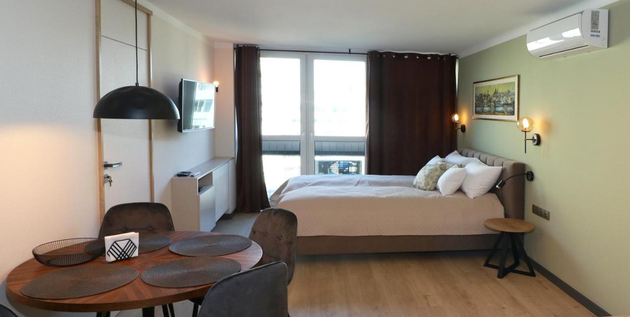 Falcon Center 3 Krolewska Apartament Warszawa