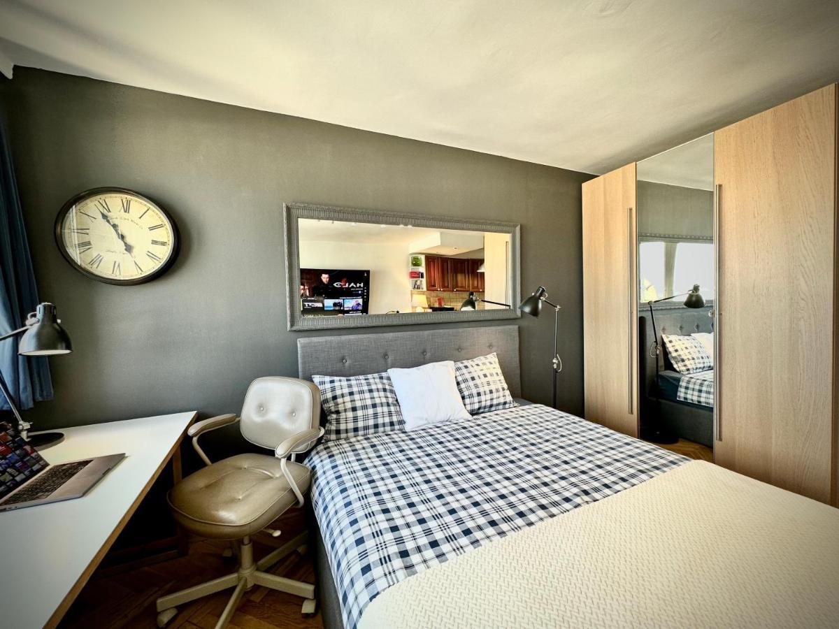 Super White 2x Metro Scisle Centrum Wifi 300 Mbs New Apartment Warschau