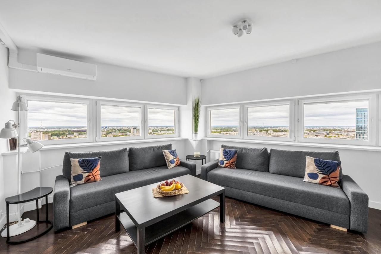 Apartment 23rd Floor 3br With Views Of