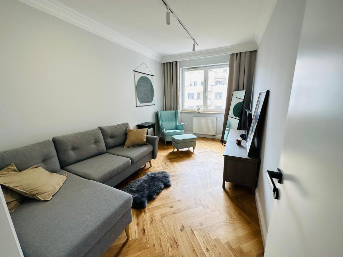 Premium By B2 Apartment