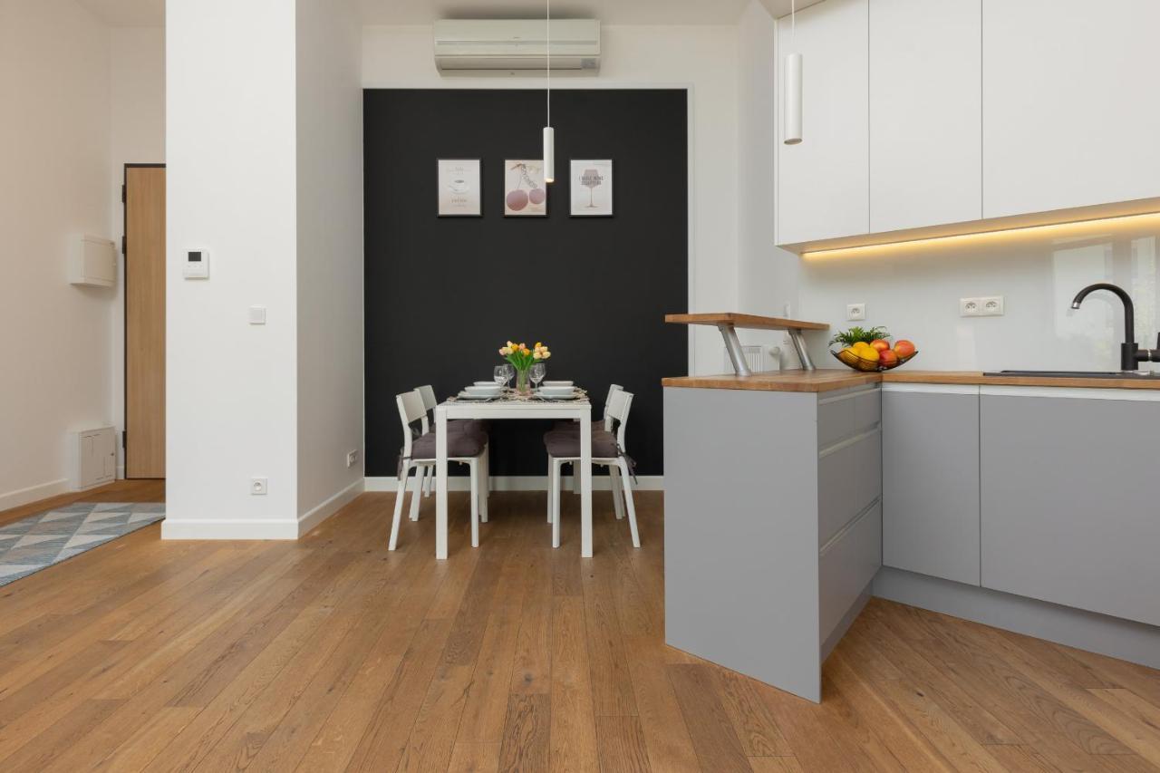 Beautfiul For Families With Ac By Renters Apartment Warsaw