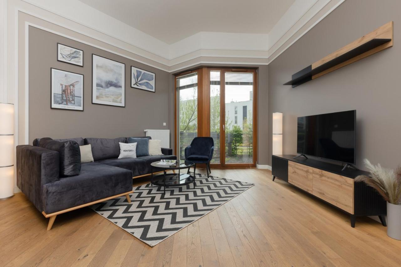 Beautfiul For Families With Ac By Renters Apartment Warsaw