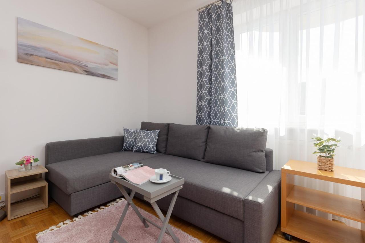 Metro Natolin Ursynow Centre Studio With Balcony By Renters Apartment