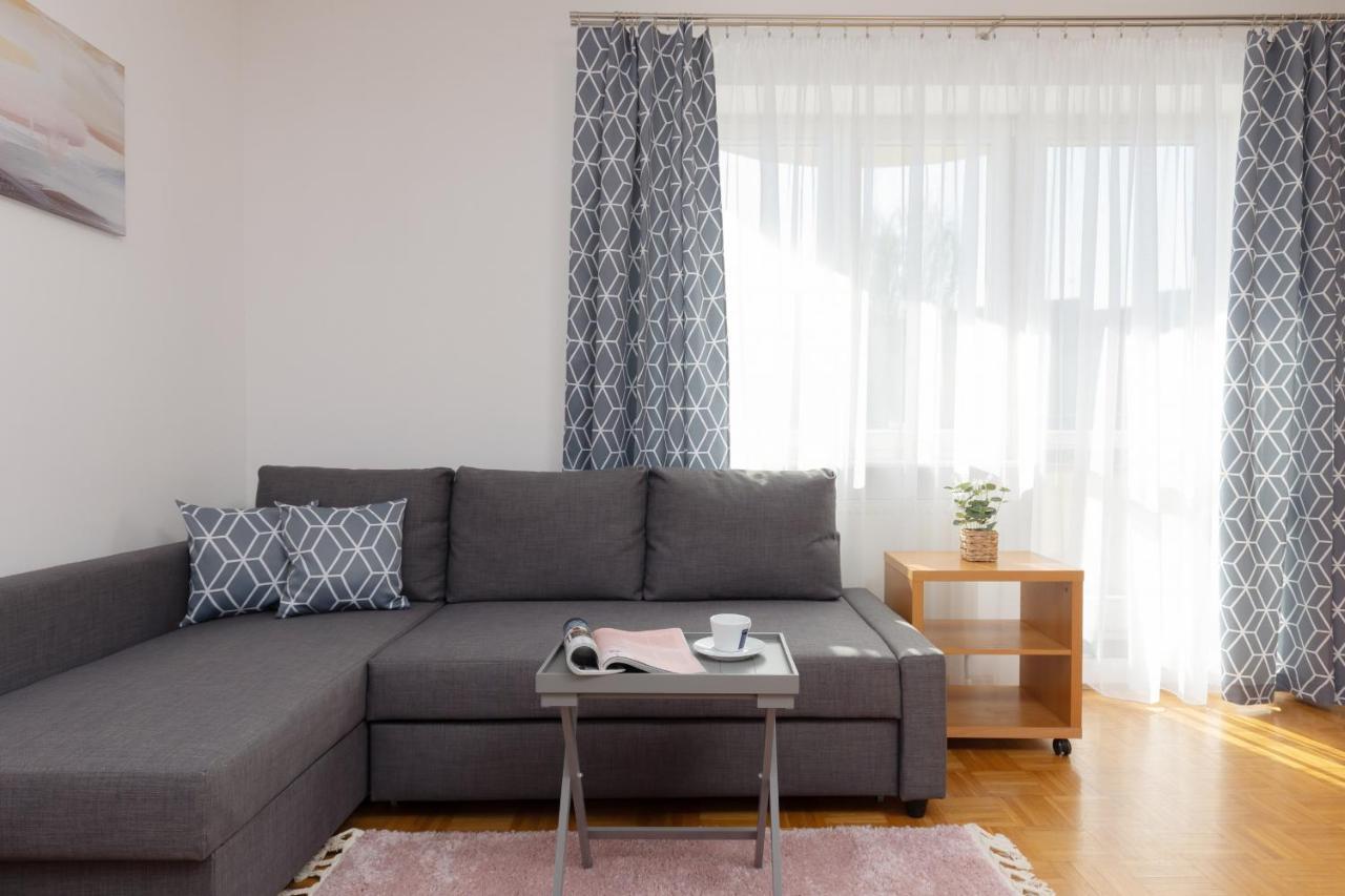 Metro Natolin Ursynow Centre Studio With Balcony By Renters Apartment *
