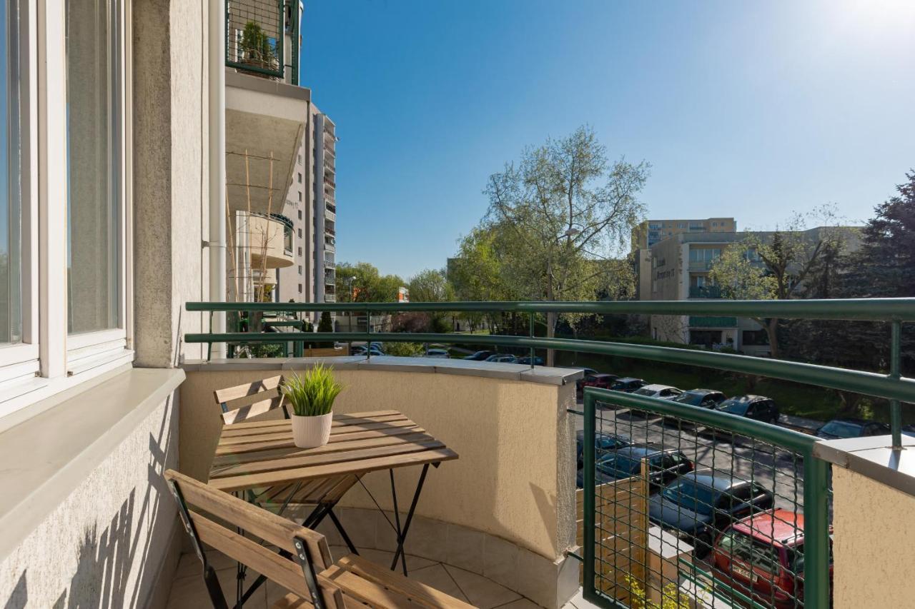 Metro Natolin Ursynow Centre Studio With Balcony By Renters * Warsaw