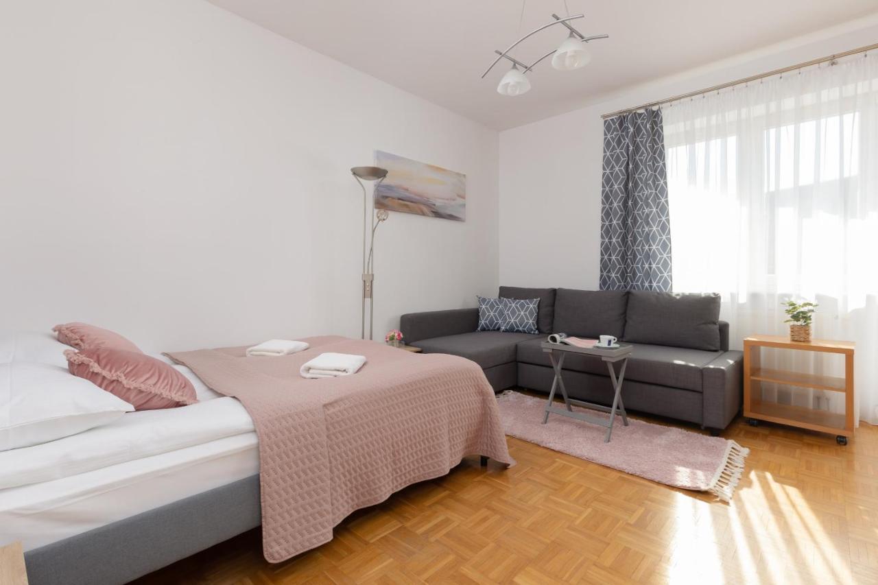 Metro Natolin Ursynow Centre Studio With Balcony By Renters Apartment *