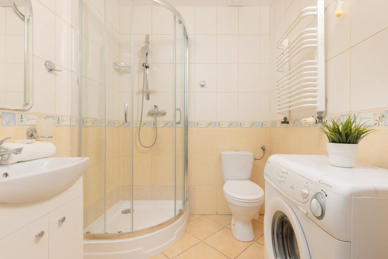 Metro Natolin Ursynow Centre Studio With Balcony By Renters Warsaw